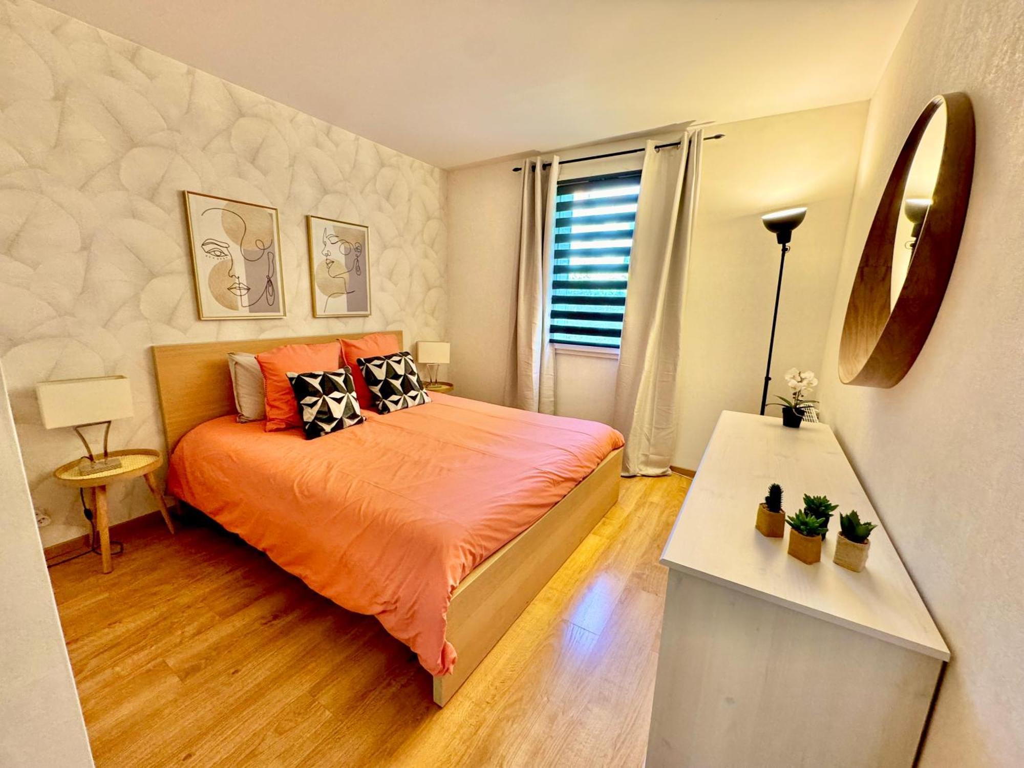 Appart' Calme - 48M² - Proche Versailles - Paris Elancourt Exterior foto